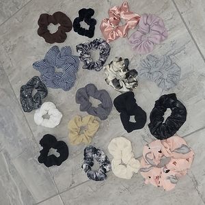 ❗Bundle Only❗Scrunchie bundle!